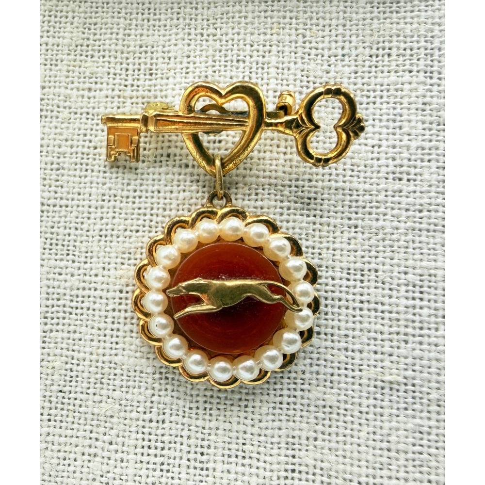 Vintage Newport News VA Greyhound Dog Bus Key Brooch Faux Pearl Dangle Pin